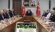 Devletin zirvesi 81 ilin valisiyle terörsüz Türkiye için buluştu