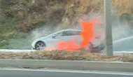 Aydın yolunda korkutan otomobil yangını