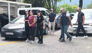FETÖ firarisi eski yüzbaşının ablası cezaevine gönderildi