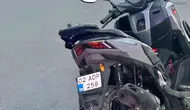 Flamingo Yolu'nda korkutan kaza Motosiklet sürücüsü metrelerce sürüklendi
