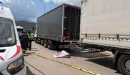 Pozantı sanayide iki tır arasında feci kaza