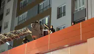Kayseri'de korkunç yangın 13. kattan düşen ev sahibi hayatını kaybetti