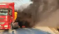 Arnavutköy yolunda seyir halindeki hafriyat kamyonu küle döndü