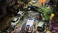 Bafra'da gece yarısı otomobil park halindeki 6 araca daldı