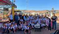 Çermik’te öğrencilerin karne hediyesi Amedspor forması oldu