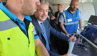 Rayların yeni hakimi koltuğuna oturdu: Vali Yılmaz yerli lokomotif E5000’in direksiyonunda