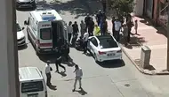 Elazığ’da bir kadın caddede otomobilin çarpması sonucu hastanelik oldu