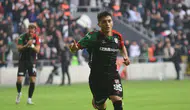 Karşıyaka Berat için gelen teklifi değerlendiriyor