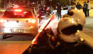 Gece yarısı rutin denetiminde direksiyon altına gizlenmiş suç aleti yakalandı