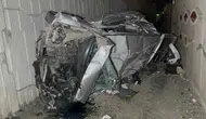 Samsun'da gece yarısı dehşeti: Otomobil hurdaya döndü