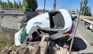 Patnos'ta sabah trafiğinde korku dolu anlar: Kavşakta çarpışan araçlarda 4 kişi yaralandı
