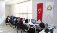 Şanlıurfa'da dijital dönüşüm hamlesi: Gençler F klavye ile geleceğe hazırlanıyor