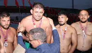 Pasinler er meydanında Kenan Gör fırtınası: Doğu'nun Kırkpınar'ında başpehlivanlık tacı sahibini buldu