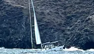 Marmara Denizi'nde nefes kesen operasyon: Kayalıklara sığınan iki kişi havadan kurtarıldı