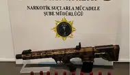 Samsun'da narkotik baskın: Binlerce hap ve silah ele geçirildi
