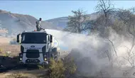 Erzincan'da korkutan alevler: Çayyaka köyünde tarım arazileri küle döndü