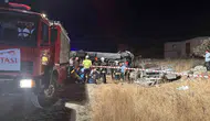 Gaziantep yolunda can pazarı: Minibüs ve otomobil çarpıştı