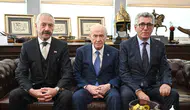 MHP Genel Merkezi'nde dikkat çeken buluşma: Bahçeli iki köklü aileyi ağırladı