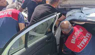 Besni yolunda dehşet anları: Tırın altına giren otomobilden sağ çıktı