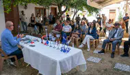 Menteşe'de sanat rüzgarı: Kadın Efeler tuvalde, cam sanatı ateşle buluştu