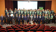 Üniversite diploması artık tek başına yetmiyor: Plazalarda kinoalı somon hayali kuranlar yanılıyor