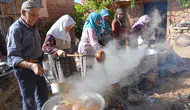 Manisa'da asırlık gelenek: Şekerin olmadığı yılların şifa kaynağı pekmez imeceyle üretiliyor