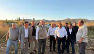 Kayseri ay çekirdeği üretiminde vites yükseltti: Şemsi Bayraktar hasat sahasında üreticiyle buluştu
