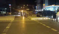 Üsküdar'da gece yarısı dehşeti: Ticari araç devrildi