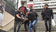 Eyüpsultan Camii'nde dehşet anları: Namaz sırasında silahlar çekildi