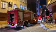 Esenler'de gece yarısı korkutan alevler: Kentsel dönüşüm binası alevlere teslim oldu