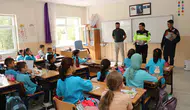 Minik öğrencilere jandarmadan trafik dersi: Kurallar oyunla öğretildi