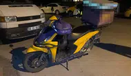 Bolu'da kurye dehşeti: Kavşakta taksi ile çarpışan motosikletli yola savruldu