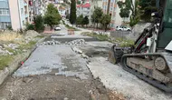 Sürücülerin kabusu olan caddede hummalı çalışma başladı
