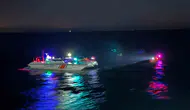 Marmara Denizi'nde dehşet anları: Alevlerin ortasında kalan iki kişi son anda kurtarıldı