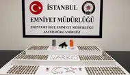 Esenyurt sokaklarında suçüstü: Park halindeki araçtan cephanelik çıktı