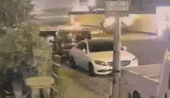 Batman'da gece yarısı dehşeti: Motosikletli saldırganlar aracı böyle ateşe verdi