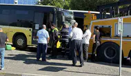 Beşiktaş'ta sabah trafiğinde dehşet: İETT otobüsü ve iş makinesi çarpıştı