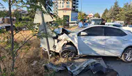 Eskişehir'de trafik kâbusu: Dört aracın karıştığı zincirleme kazada ortalık savaş alanına döndü