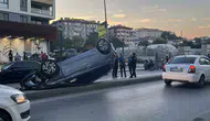 Güngören'de dehşet anları: Kontrolden çıkan otomobil takla atarak durabildi