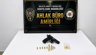 Malatya'da gece hayatına sıkı takip: Ruhsatsız silah ve uyuşturucu baskını