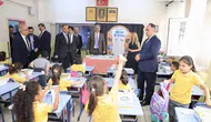 Çankırı'da okul zili çaldı: Minik öğrencilerin ilk durağı valilik makamı oldu