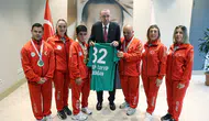 Cumhurbaşkanlığı Külliyesi'nde Anlamlı Buluşma: Özel Sporculara Özel İlgi