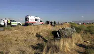 Yeşilhisar yolunda korkunç kaza: Araç hurdaya döndü, üç kişi yaralandı