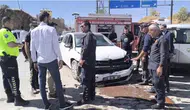 Yüksekova'da İpekyolu Caddesi'nde korkutan kavşak kazası