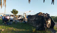 Manavgat'ta dehşet anları: Tur midibüsü refüje devrildi, 15 kişi yaralandı