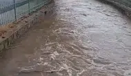 Niğde'de aniden bastıran sağanak tarım arazilerini sular altında bıraktı