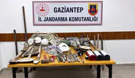 Gaziantep'te ormanın derinliklerinde define hayali jandarma baskınıyla son buldu