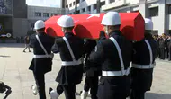 İstanbul Emniyeti'nde hüzünlü veda: Şehit polis Melih Kaygusuz son yolculuğuna uğurlandı