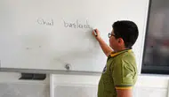 Kilis'te ders zili çaldı: Binlerce öğrenci için yeni dönem heyecanı başladı