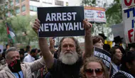 Hollywood yıldızları New York sokaklarında kelepçelendi: Netanyahu protestosunda 103 gözaltı